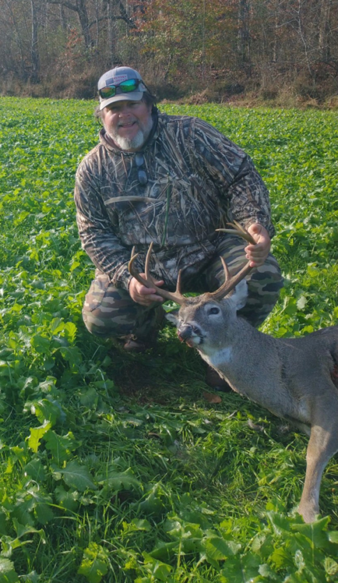 Whitetail Deer Hunting at White Oak Falls Tennessee