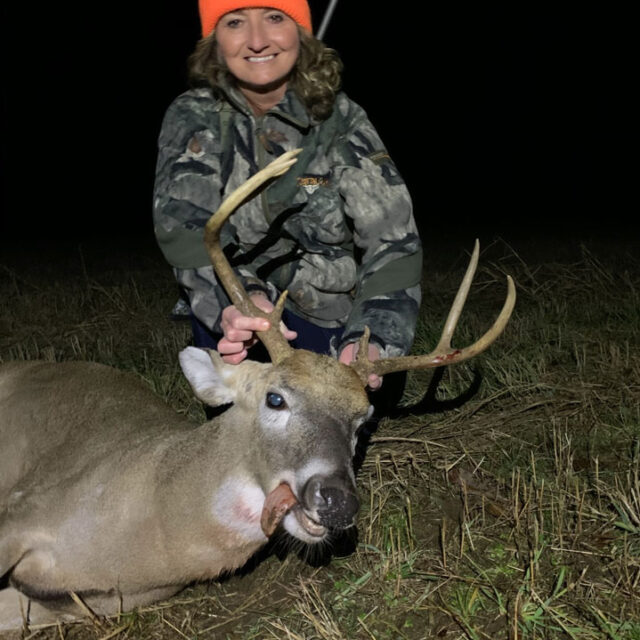 Whitetail Deer Hunting at White Oak Falls Tennessee