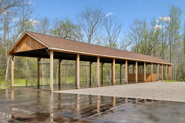 The Lodge Patio at White Oak Falls Tennessee