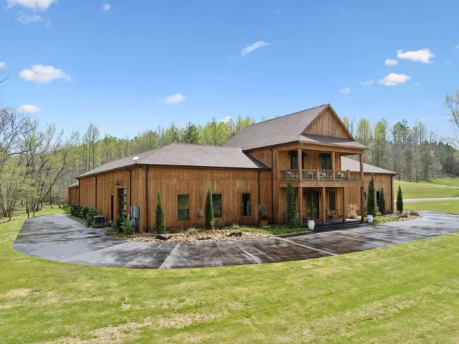 The Lodge at White Oak Falls Tennessee