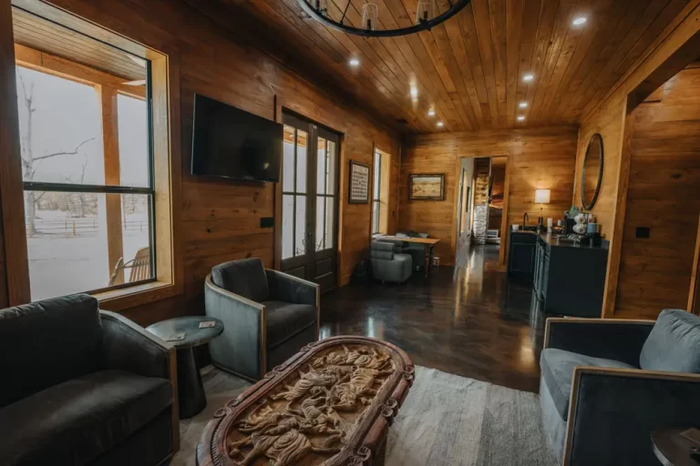 The Lodge at White Oak Falls Tennessee