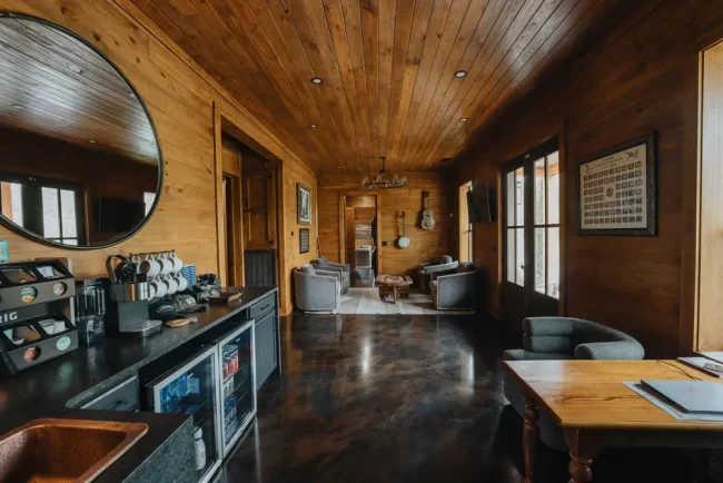 The Lodge at White Oak Falls Tennessee