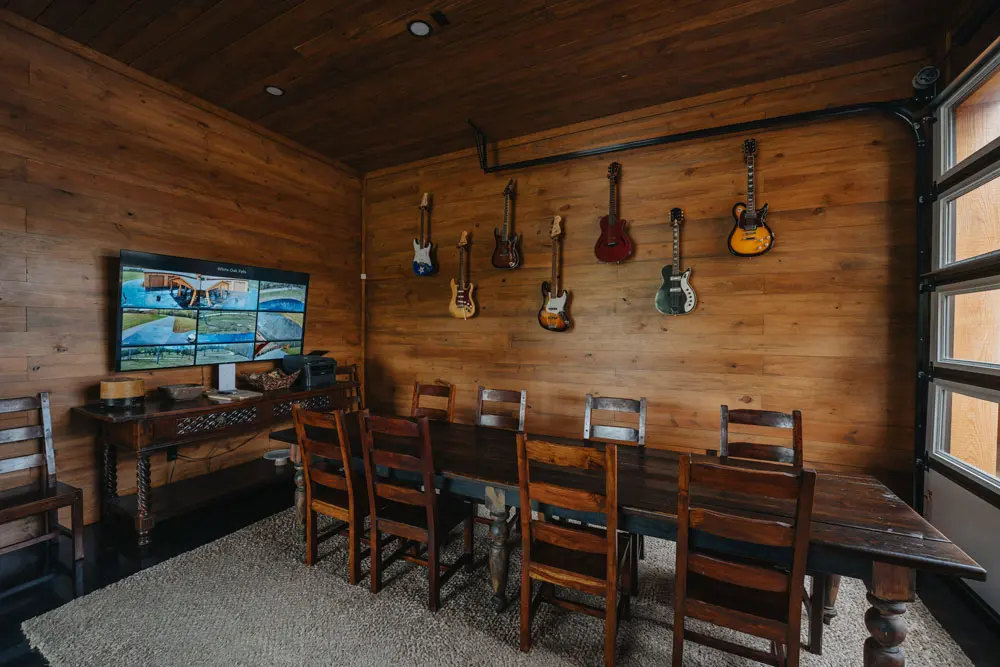 The Lodge at White Oak Falls Tennessee